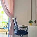 Holiday home Css Cheerful Smart Superior 2bd Townhouse Limnaria Gardens