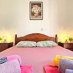 Css Cheerful Smart Superior 2bd Townhouse Limnaria Gardens Holiday home