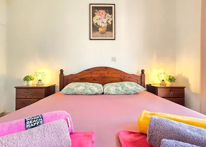 Css Cheerful Smart Superior 2bd Townhouse Limnaria Gardens 別荘