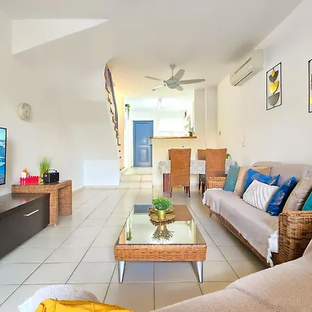 Дом отдыха Css Cheerful Smart Superior 2bd Townhouse Limnaria Gardens *