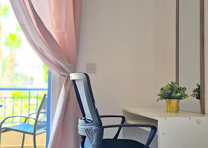 Сasa de vacaciones Css Cheerful Smart Superior 2bd Townhouse Limnaria Gardens