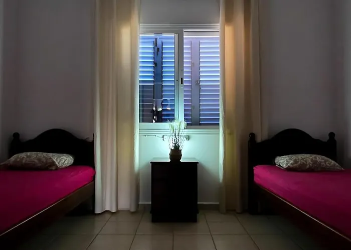 Css Cheerful Smart Superior 2bd Townhouse Limnaria Gardens Сasa de vacaciones *